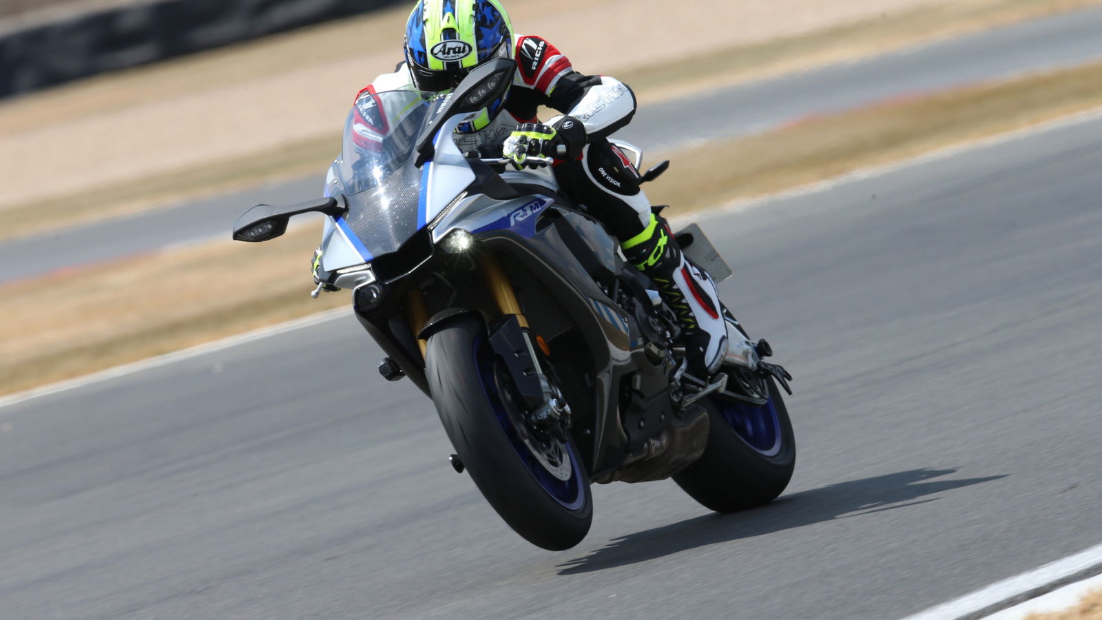 Yamaha R1M